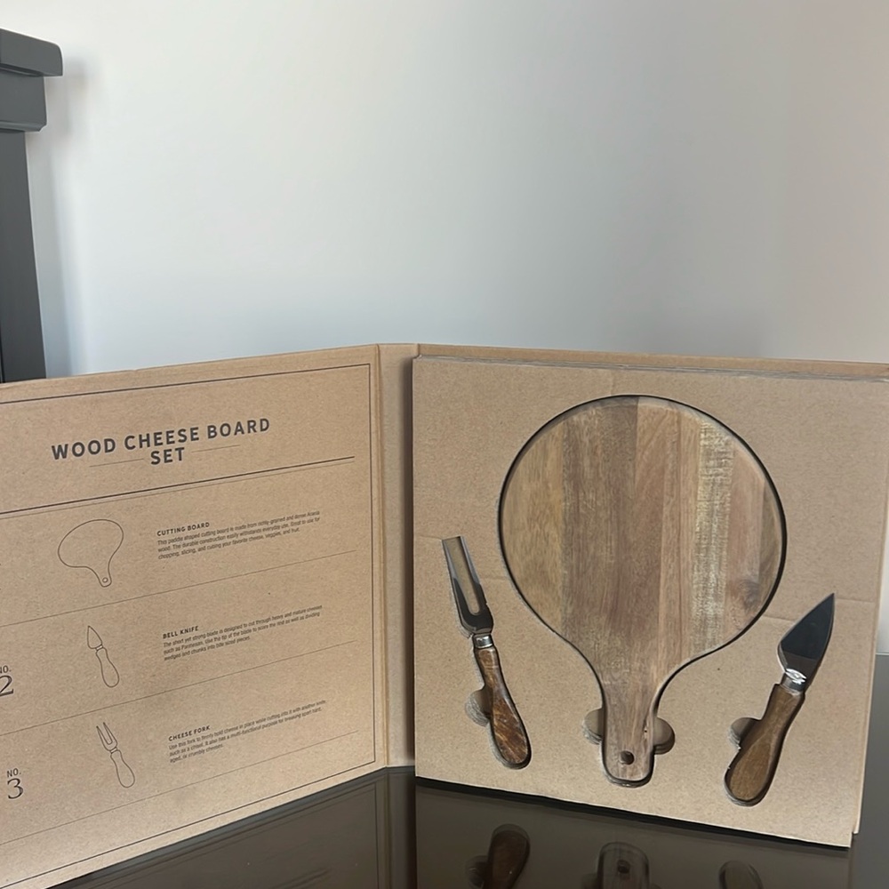 Wood cheese board set